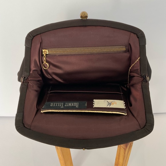 Vintage Women’s Bonwit Teller evening purse - Picture 5 of 6